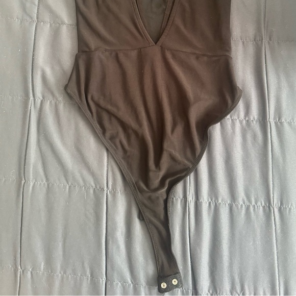 Black Mesh Sleeveless Bodysuit - Picture 4 of 6